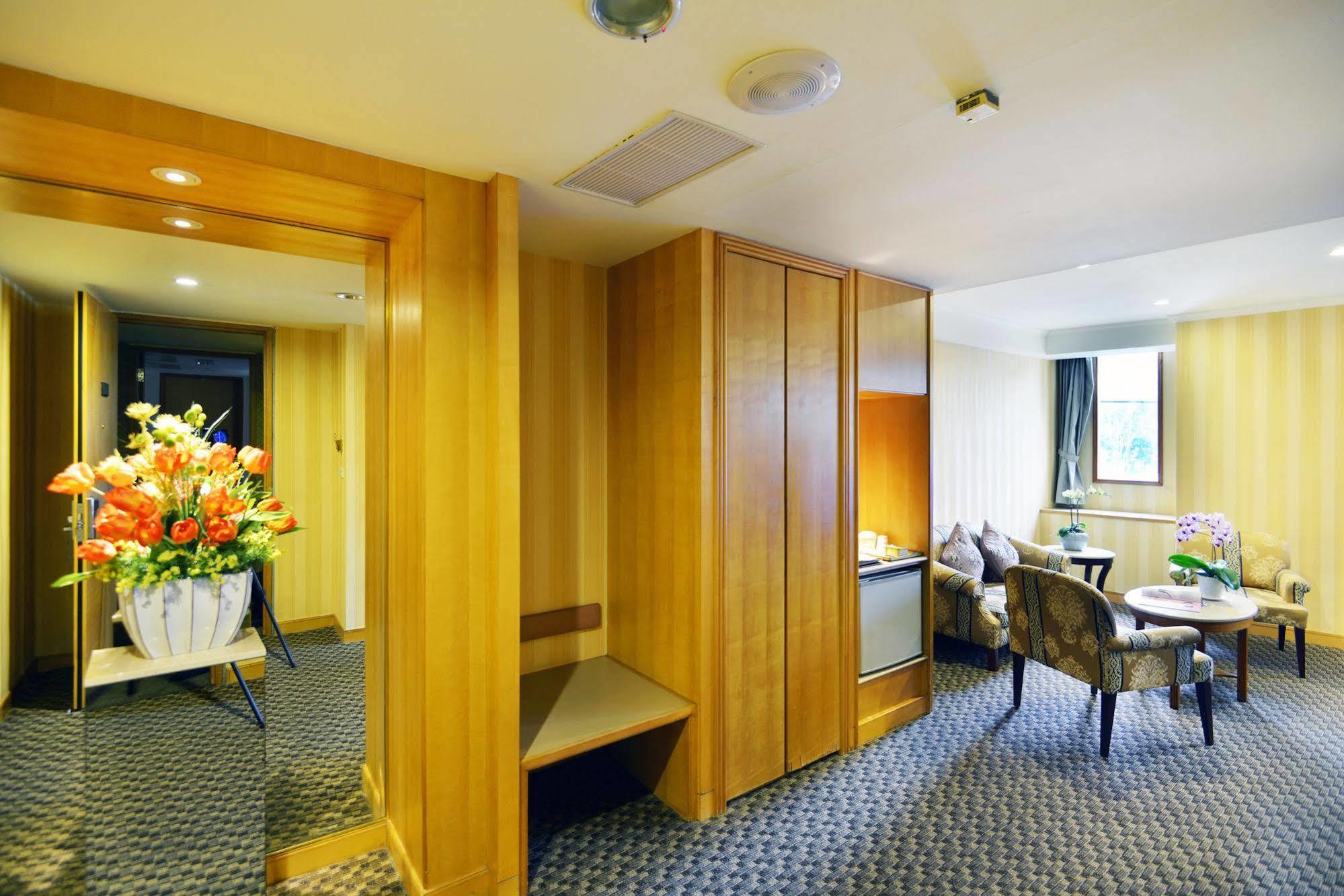 Apollo Hotel Puli Eksteriør billede